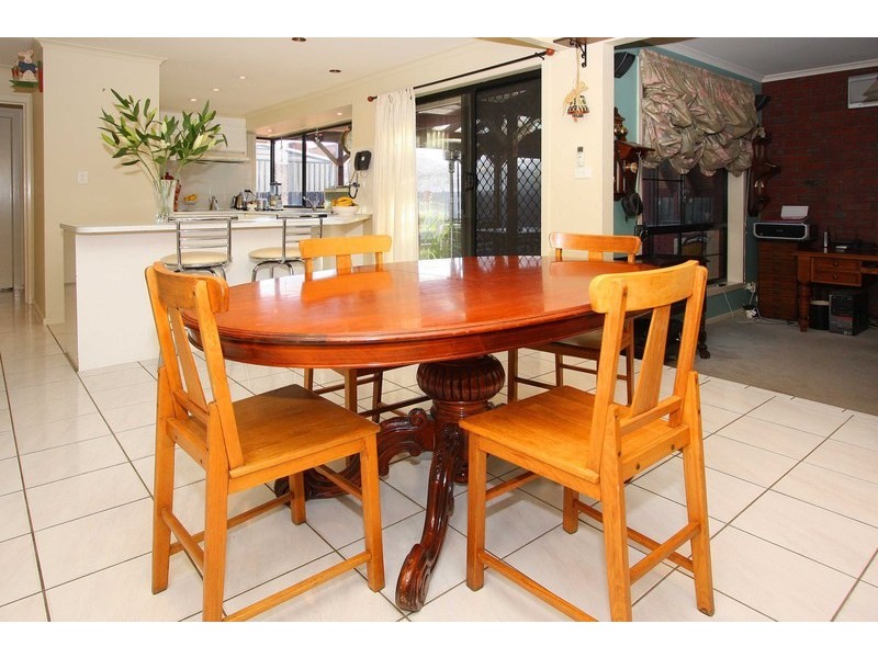 5 Lemco Walk, Delahey VIC 3037