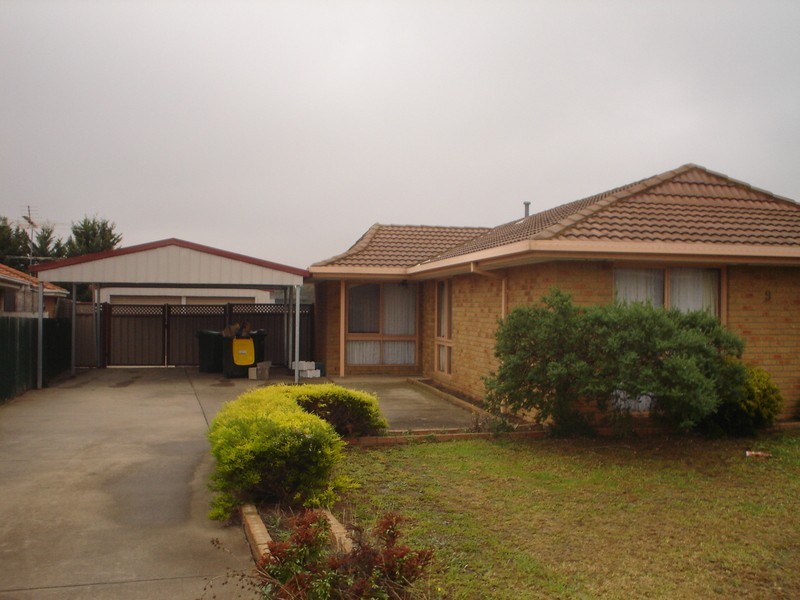 9 Young Court, Delahey VIC 3037