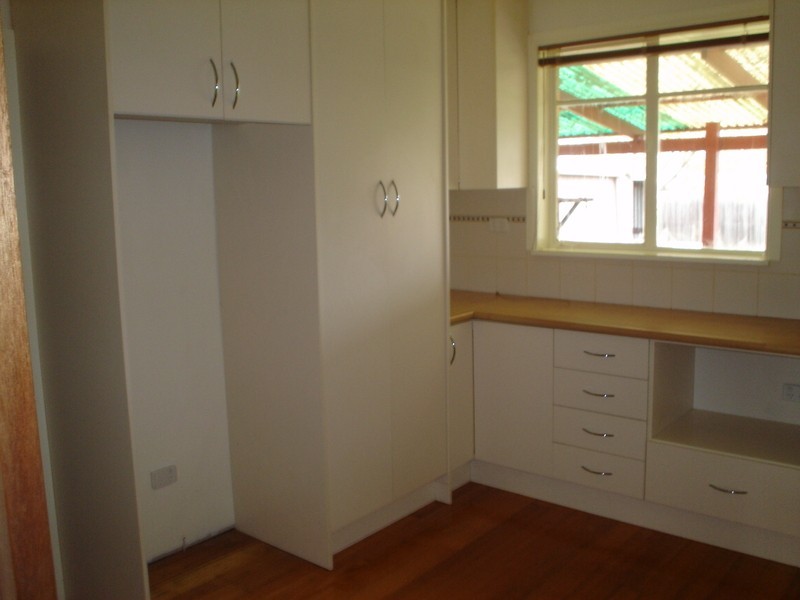 9 Rogerson Street, Avondale Heights VIC 3034