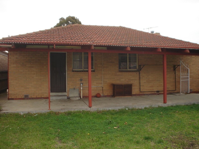 9 Rogerson Street, Avondale Heights VIC 3034