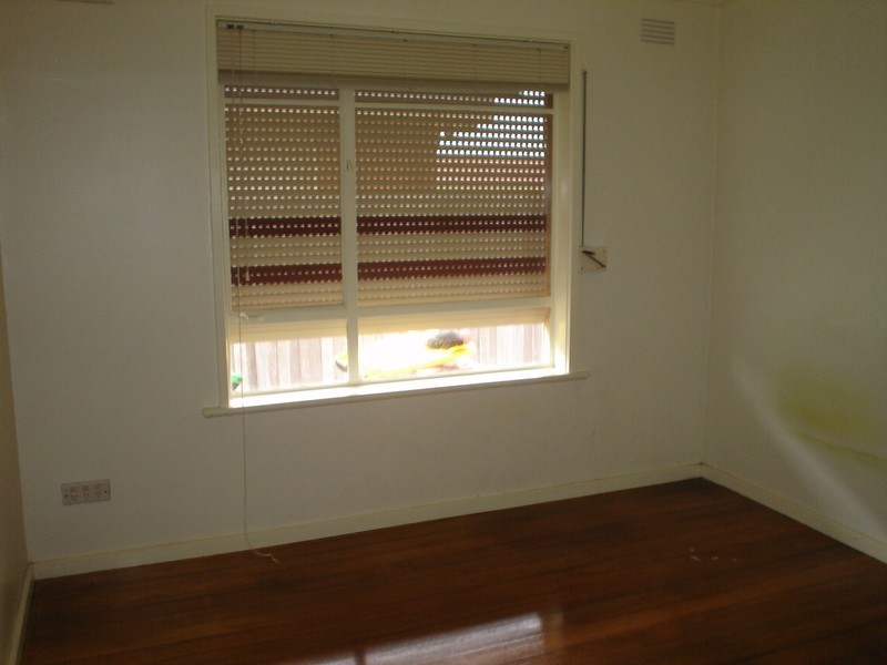 9 Rogerson Street, Avondale Heights VIC 3034
