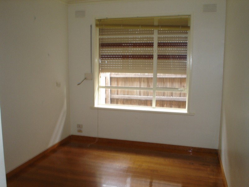 9 Rogerson Street, Avondale Heights VIC 3034