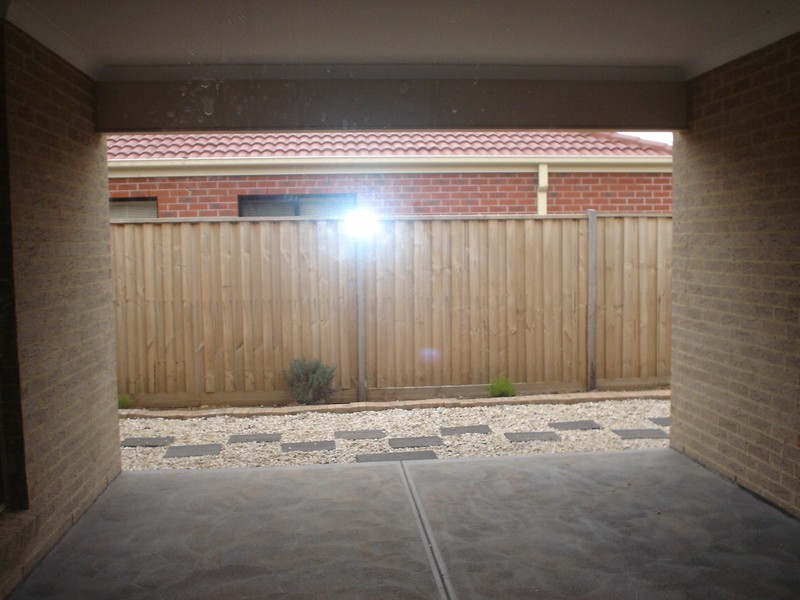 6 Heathcliff Avenue, Deer Park VIC 3023