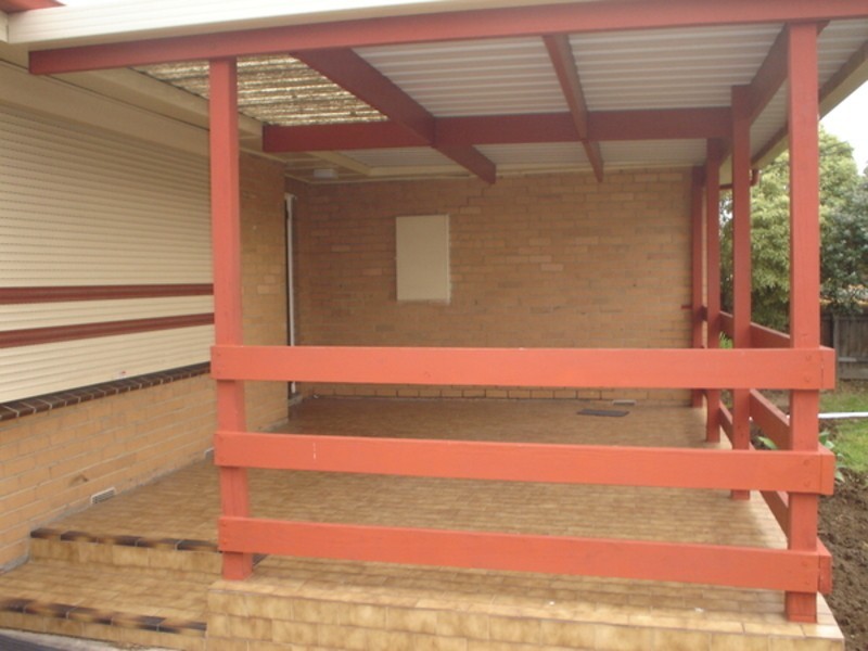 9 Rogerson Street, Avondale Heights VIC 3034