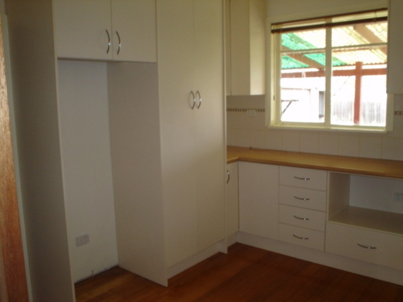 9 Rogerson Street, Avondale Heights VIC 3034