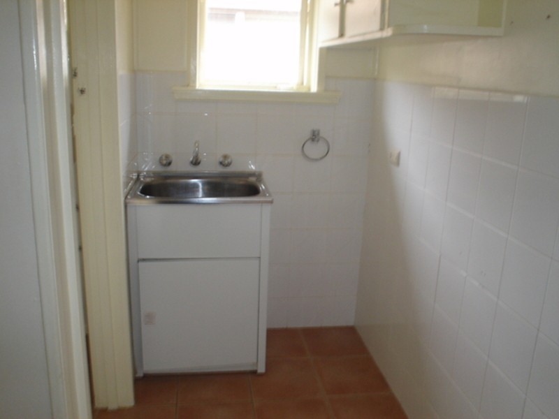 9 Rogerson Street, Avondale Heights VIC 3034