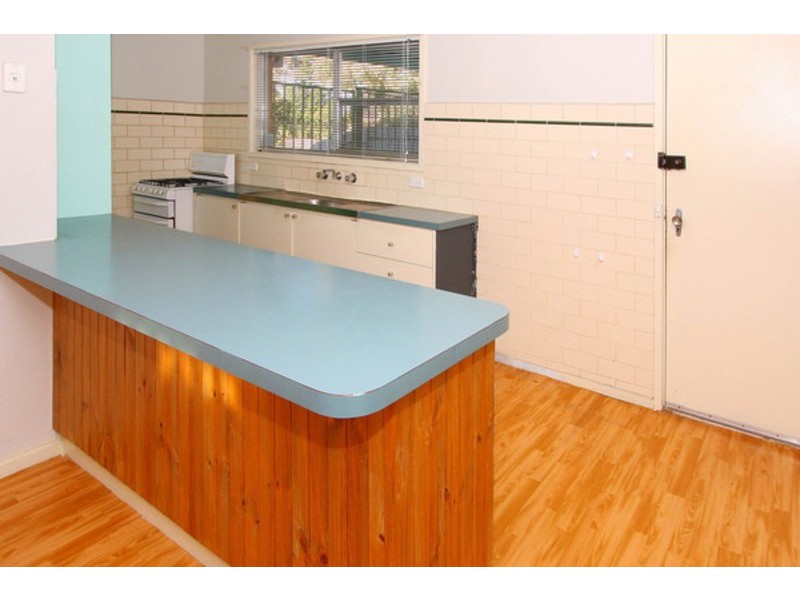 9 Yarram Court, Kings Park VIC 3021