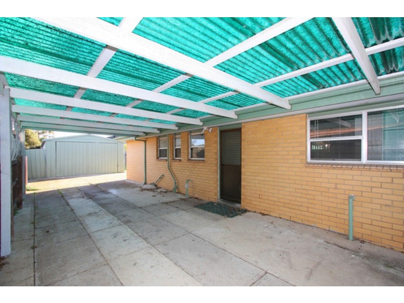 9 Yarram Court, Kings Park VIC 3021