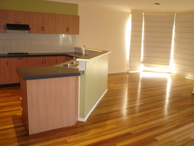 12 Goulburn Way, Taylors Lakes VIC 3038