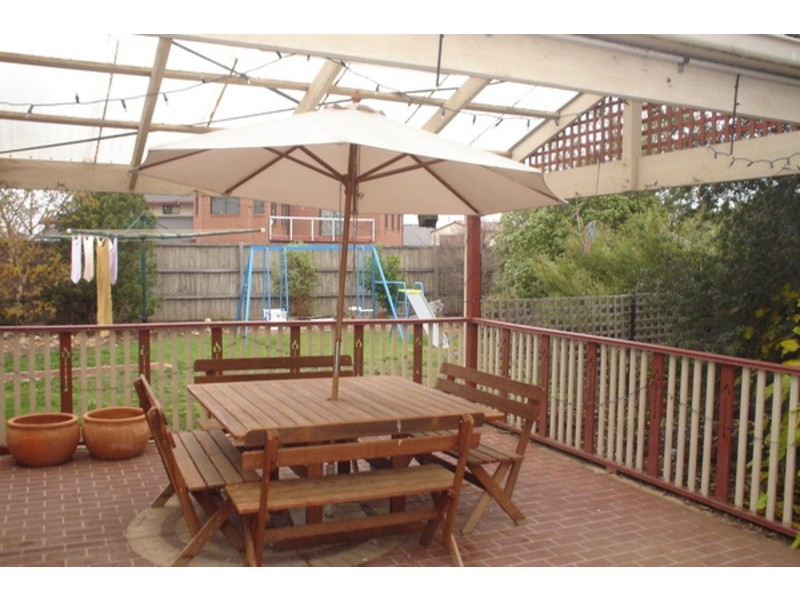 26 Andrea Court, Taylors Lakes VIC 3038