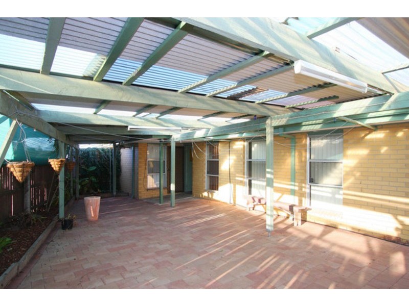 9 Yarram Court, Kings Park VIC 3021