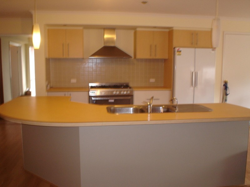 27 Alvaston Street, Deer Park VIC 3023