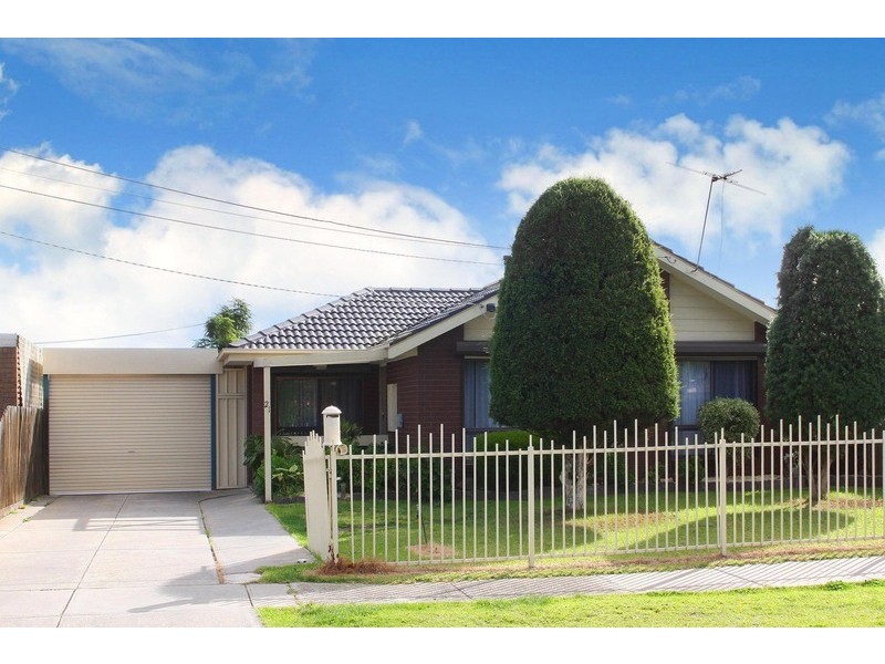 21 Balnarring Drive, Kings Park VIC 3021