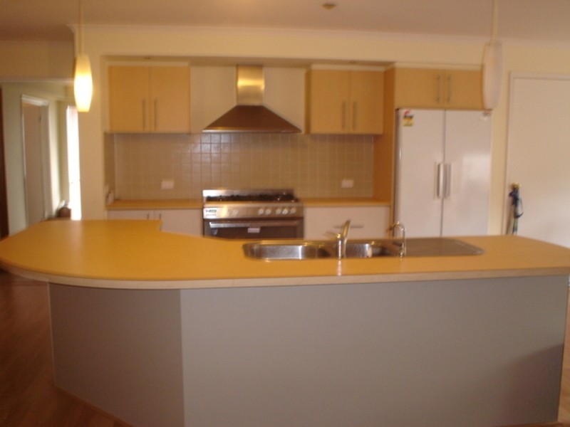 27 Alvaston Street, Deer Park VIC 3023