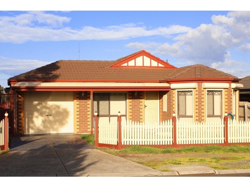 4 Wallace Street, Delahey VIC 3037