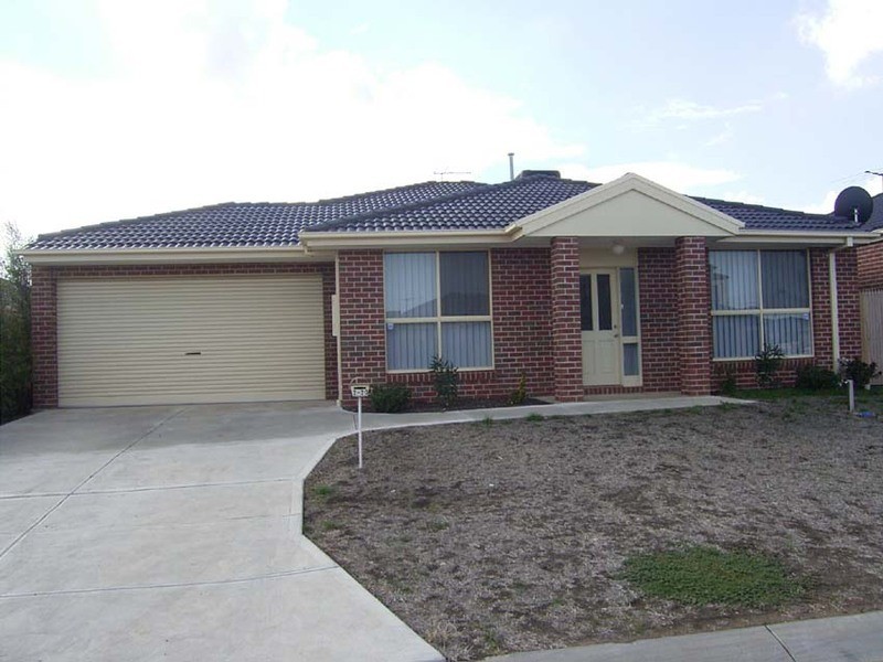 2/20 Westminster Avenue, Hillside VIC 3037