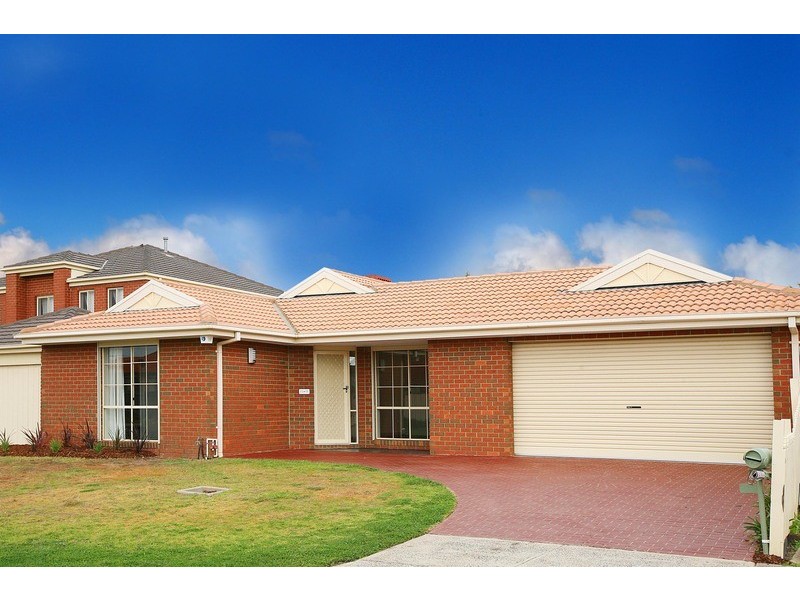 3 Brogil Walk, Sydenham VIC 3037