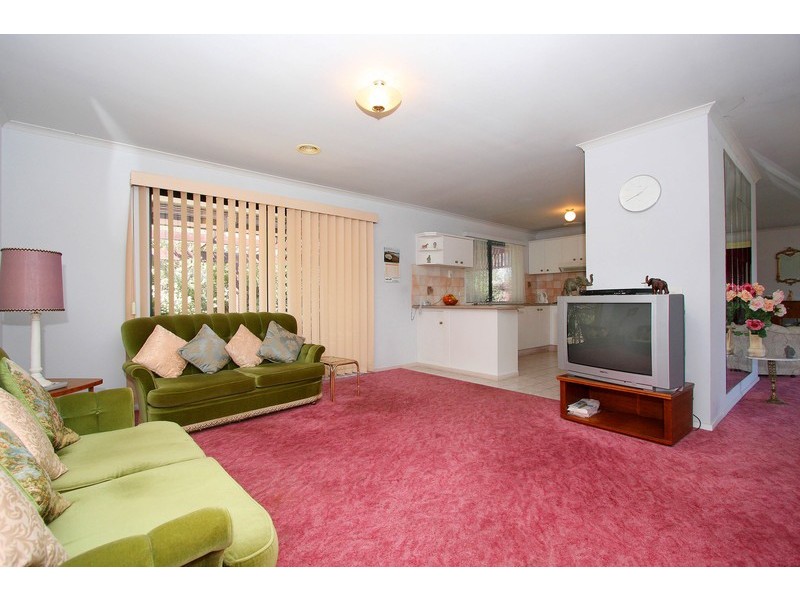 16 Pastoral Place, Sydenham VIC 3037