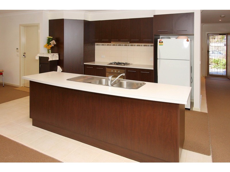 7 Buchan Court, Taylors Hill VIC 3037