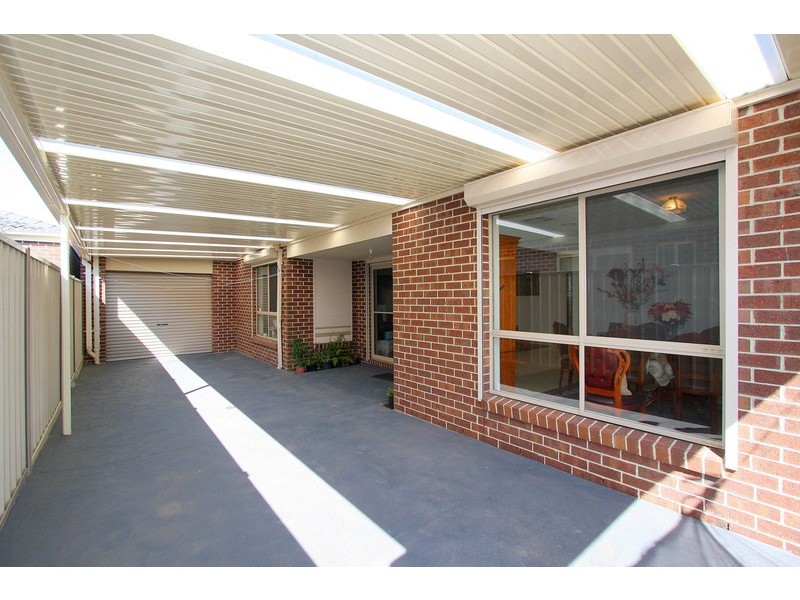 7 Buchan Court, Taylors Hill VIC 3037