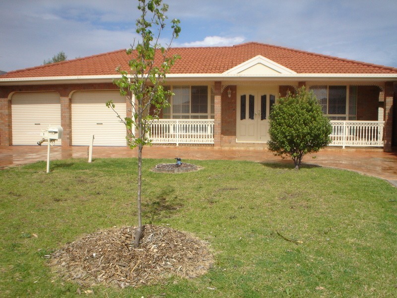 1 Bravo Close, Keilor Downs VIC 3038