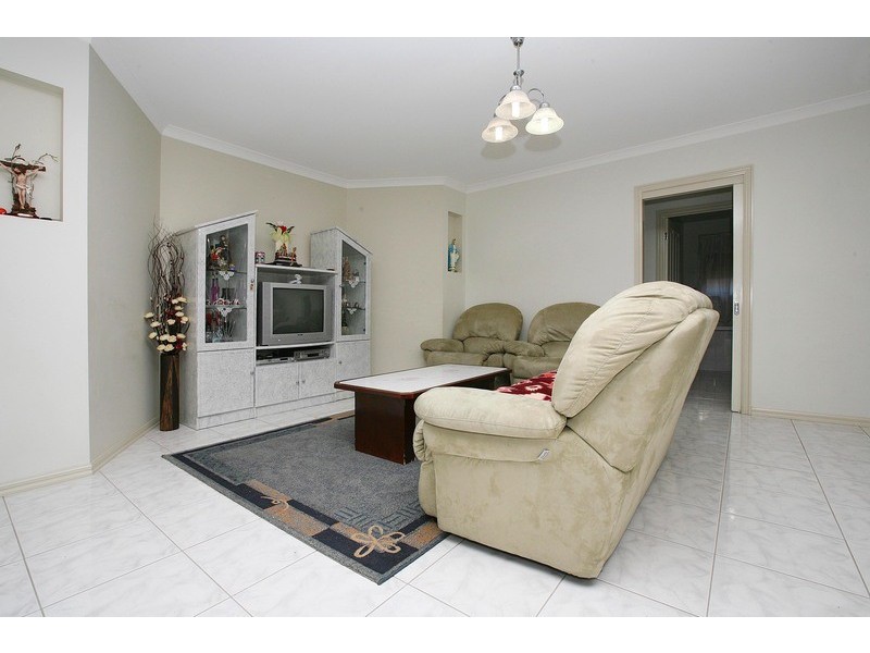 3 Jacaranda Drive, Taylors Hill VIC 3037