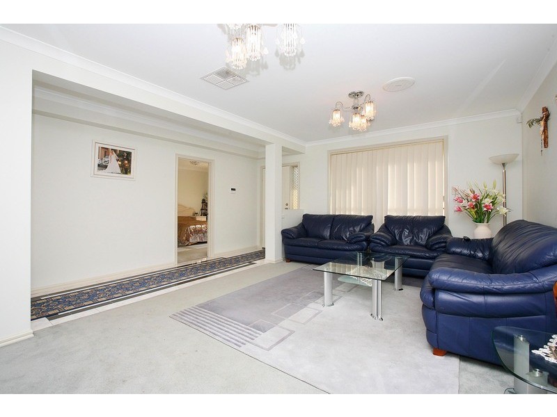 3 Jacaranda Drive, Taylors Hill VIC 3037