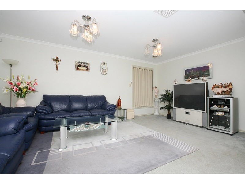 3 Jacaranda Drive, Taylors Hill VIC 3037