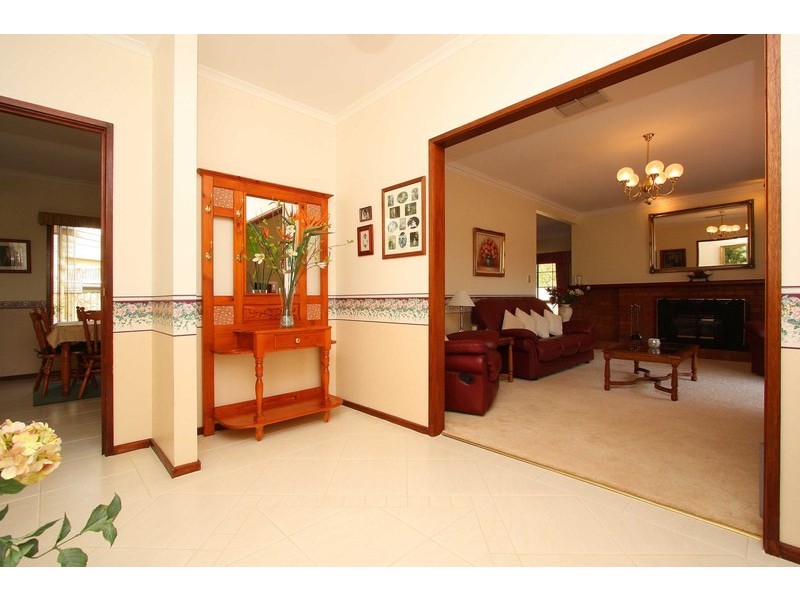 28 Buckingham Street, Sydenham VIC 3037