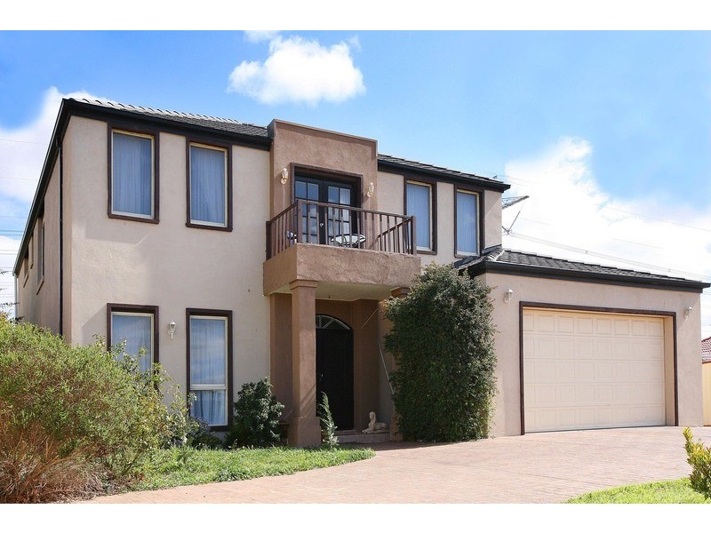 14 Lancelot Court, Hillside VIC 3037