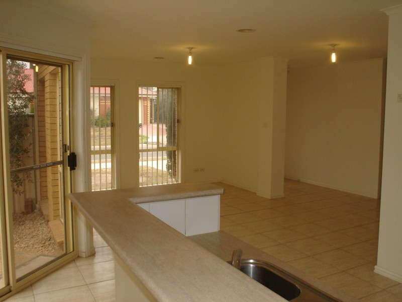 1 Mordaunt Drive, Hillside VIC 3037