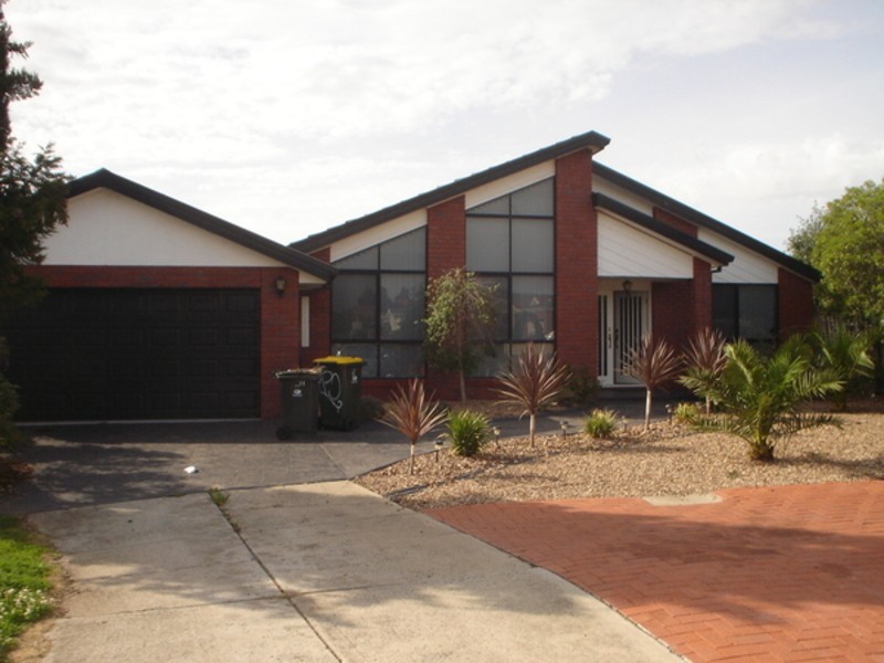 13 Hyperno Court, Keilor Downs VIC 3038