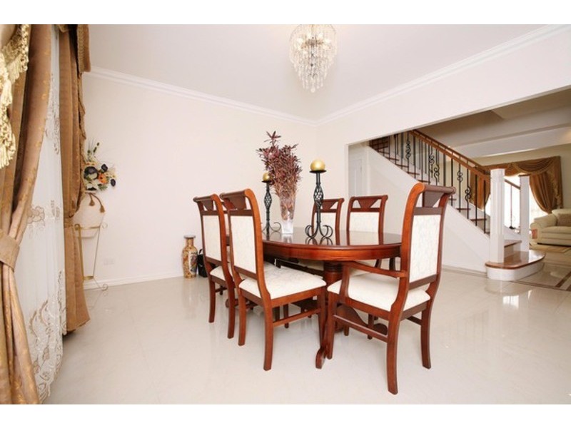 14 Lancelot Court, Hillside VIC 3037