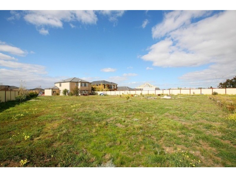 14 Lancelot Court, Hillside VIC 3037