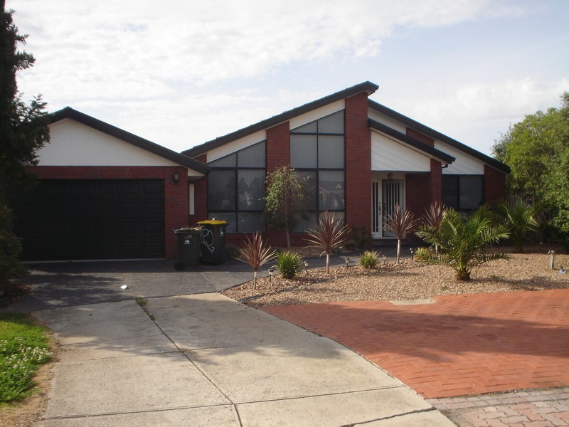 13 Hyperno Court, Keilor Downs VIC 3038