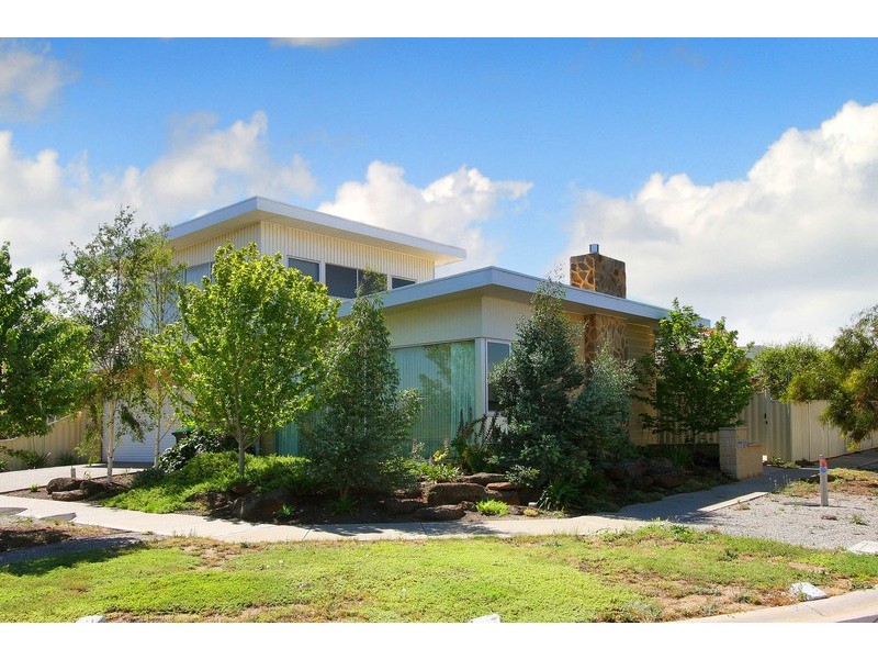 1 Evergreen Court, Taylors Hill VIC 3037