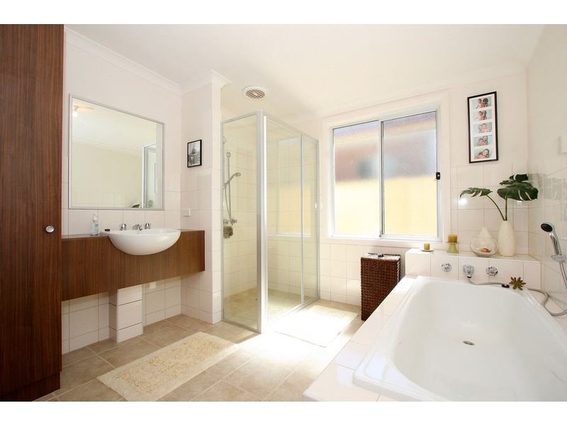 1 Evergreen Court, Taylors Hill VIC 3037