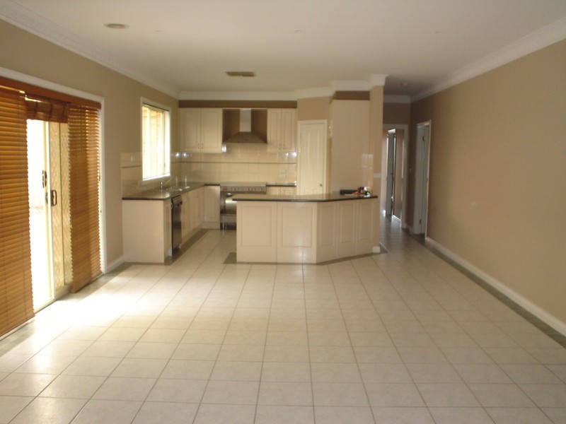 10 Stedman Court, Taylors Lakes VIC 3038