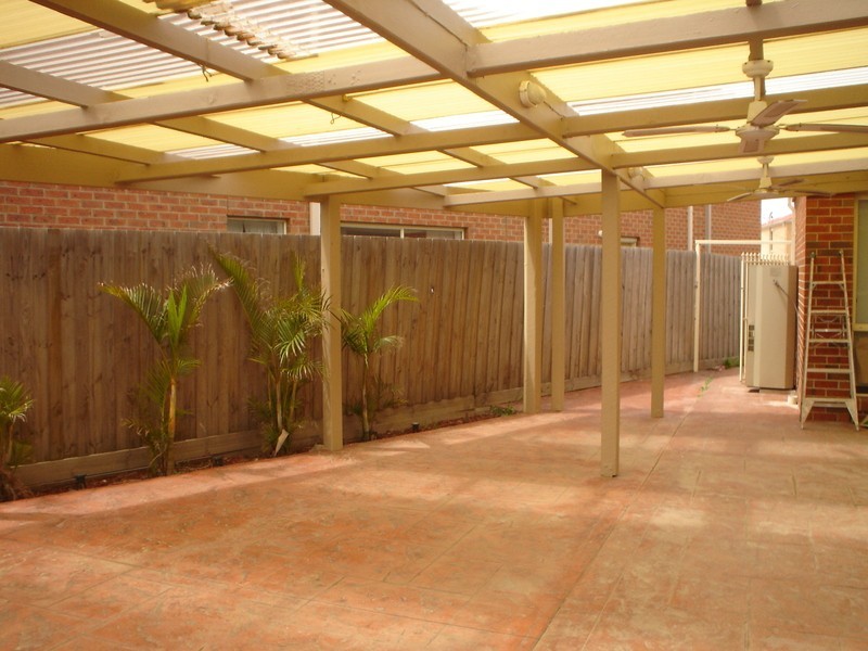 10 Stedman Court, Taylors Lakes VIC 3038