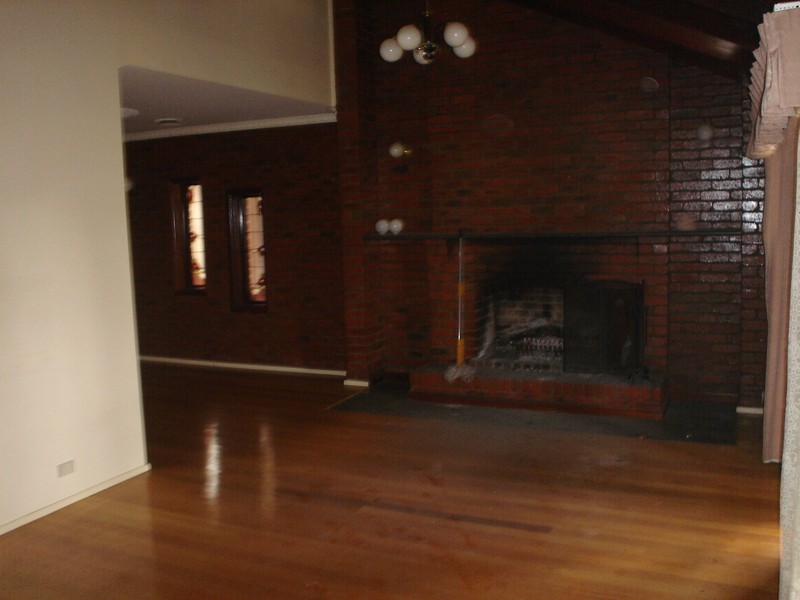 79 Chichester Drive, Taylors Lakes VIC 3038