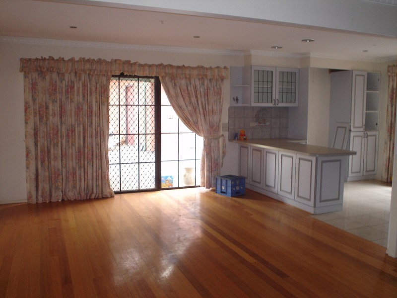 79 Chichester Drive, Taylors Lakes VIC 3038