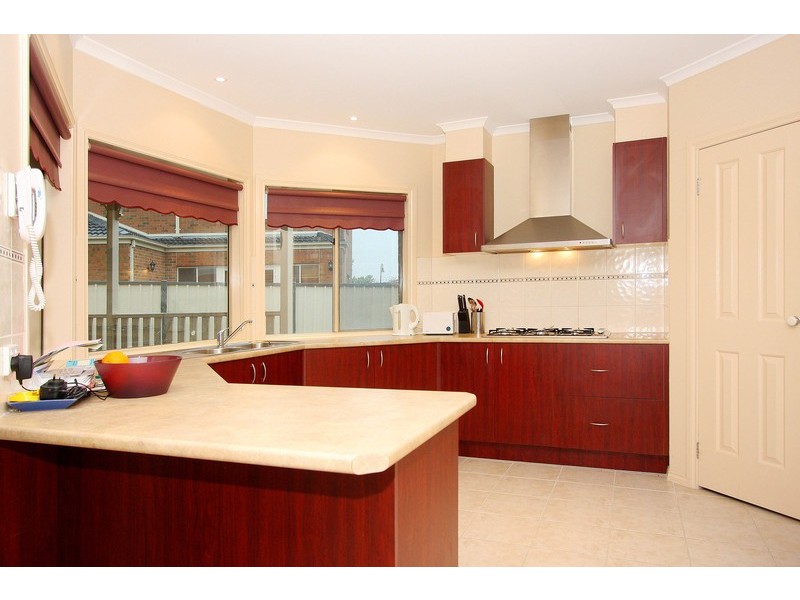 13 The Willows, Hillside VIC 3037