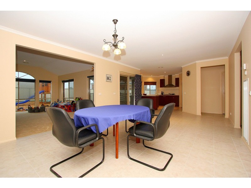 13 The Willows, Hillside VIC 3037