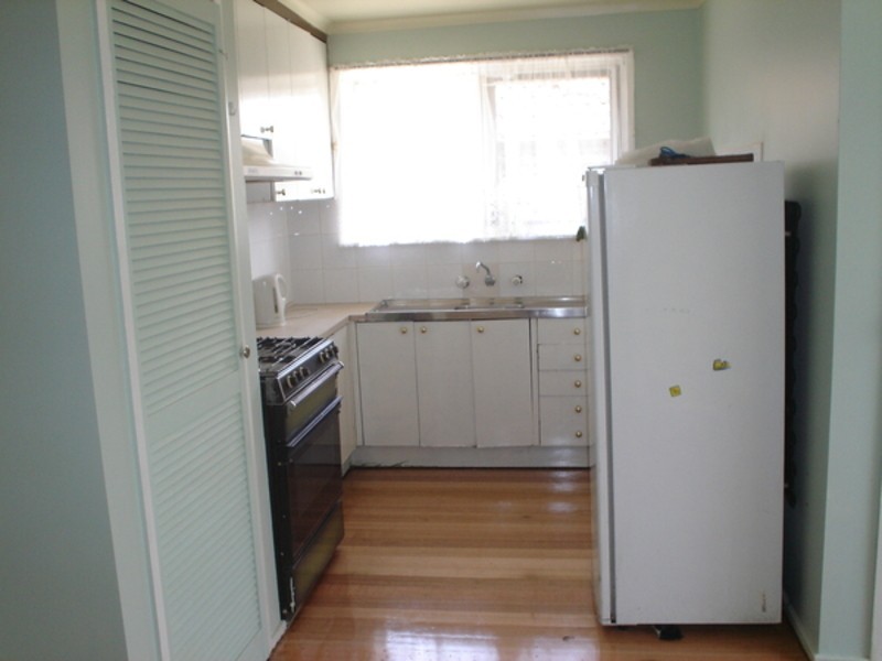 17 Gumtree Close, St Albans VIC 3021