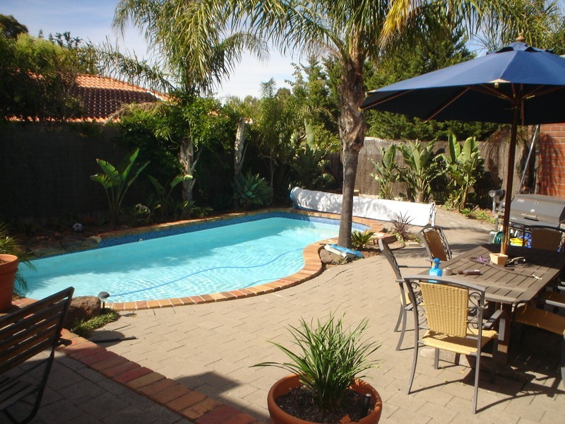 42 Petrik Drive, Keilor VIC 3036