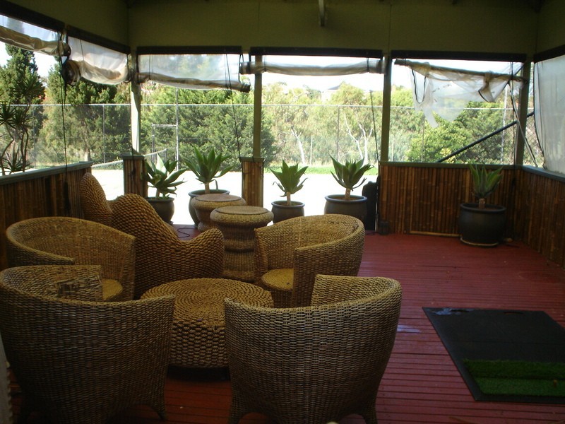 42 Petrik Drive, Keilor VIC 3036