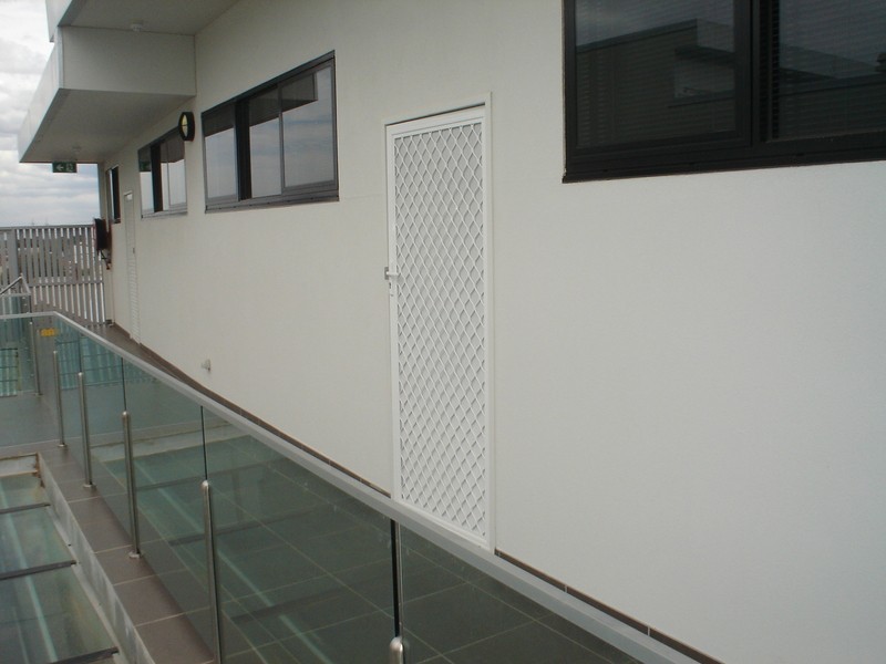 22/30 East Esplanade, St Albans VIC 3021