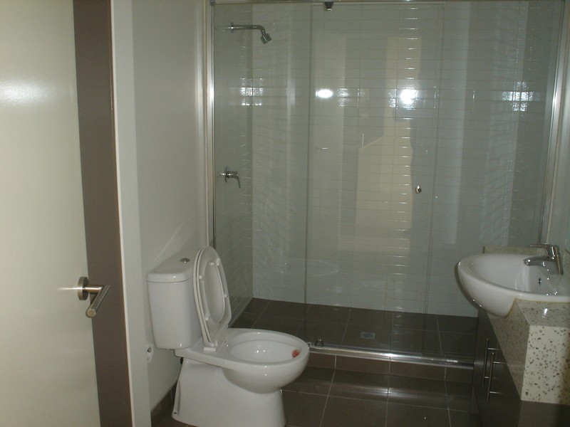 22/30 East Esplanade, St Albans VIC 3021