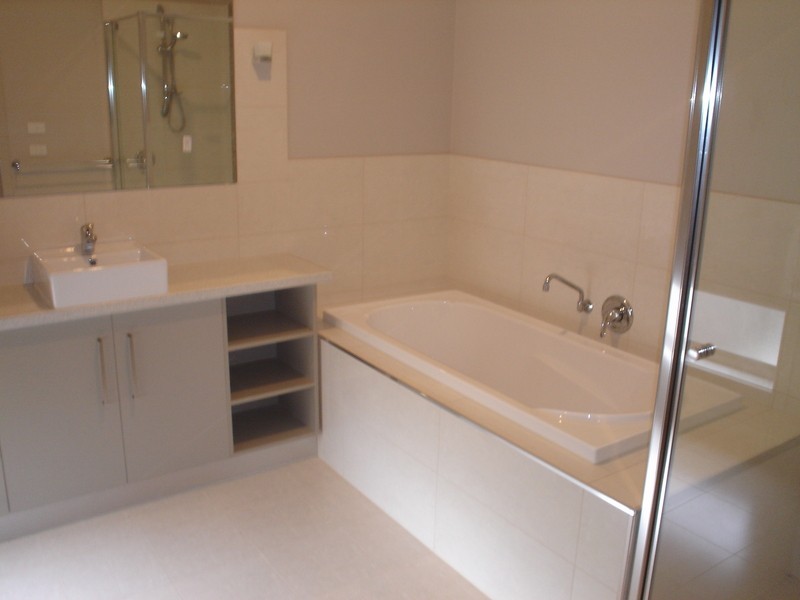 27 Glenbrook Avenue, Cairnlea VIC 3023