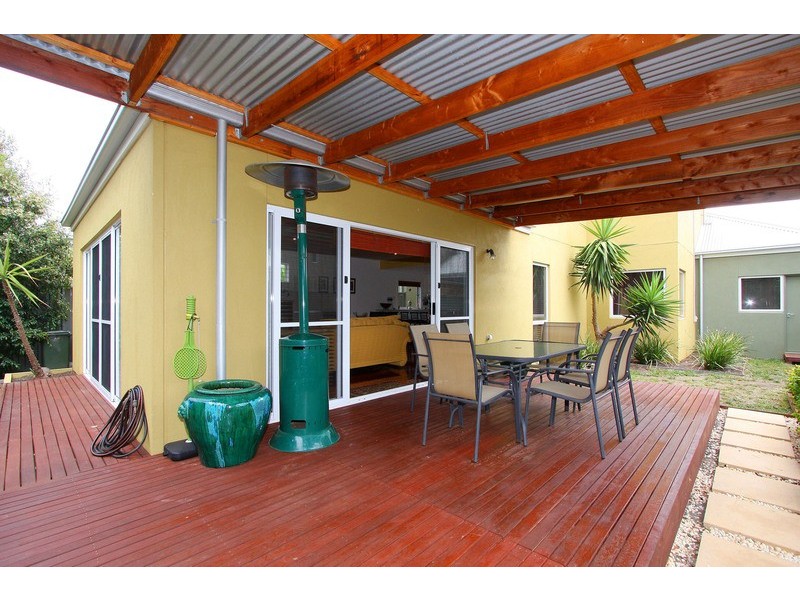 6 Lavender Park Road, Cairnlea VIC 3023